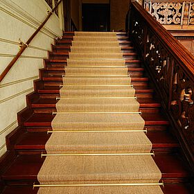 Bodenbelag auf einer Treppe in der Sächsischen Akademie der Wissenschaften Leipzig